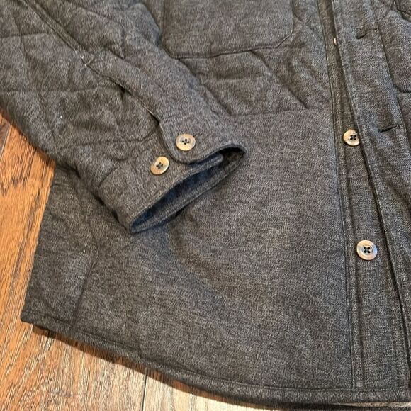 WELLEN
Seawool Bubble Shirt Jacket
in Charcoal size XL in EUC - Picture 3 of 12